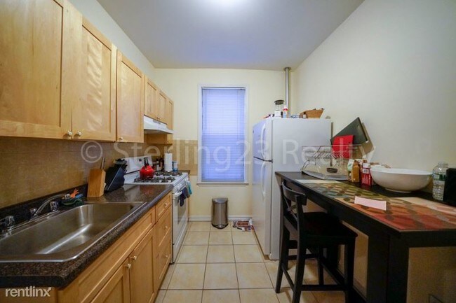 Foto del edificio - 34-42-42 28th St