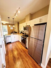 Building Photo - 110 Baxter Ave