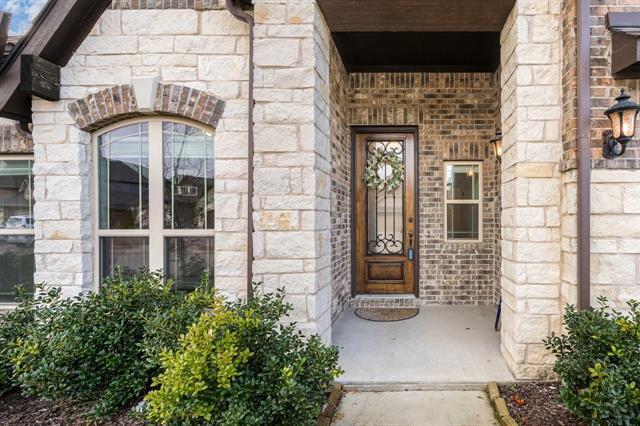 Foto del edificio - 335 Bluewood Dr