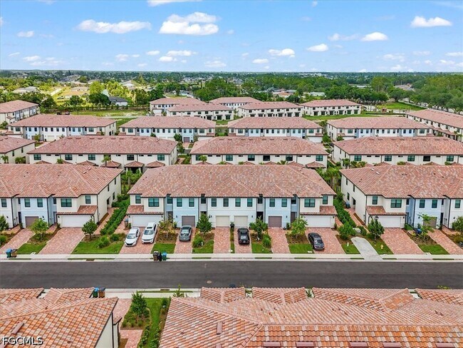 Foto del edificio - 1533 Lake Jessup Cir