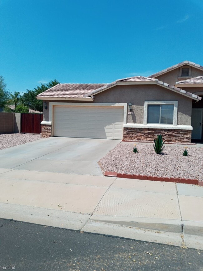 Building Photo - Room for Rent, 1 bath House - 7646 East Co...