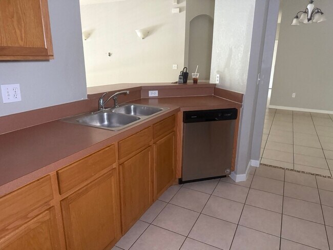 Foto del edificio - Beautiful 3/2 2nd Floor condo in gated Flo...