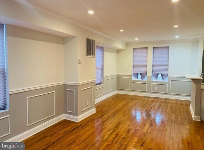 Foto del edificio - 617 Montpelier St