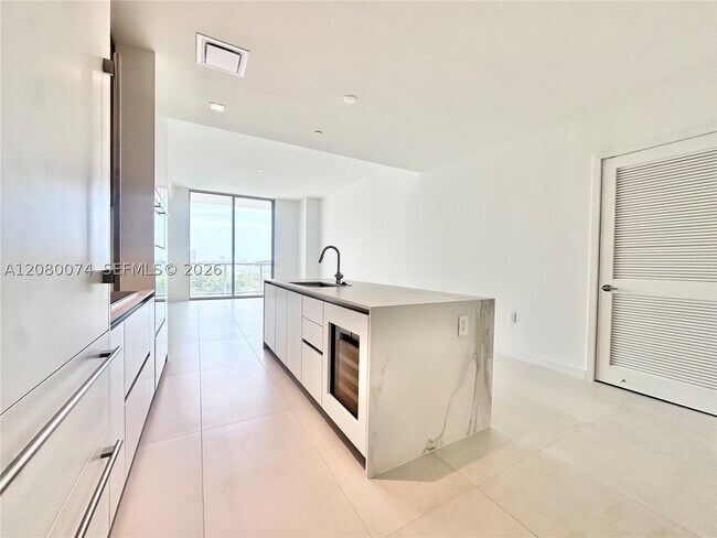 Foto del edificio - 1400 Biscayne Blvd
