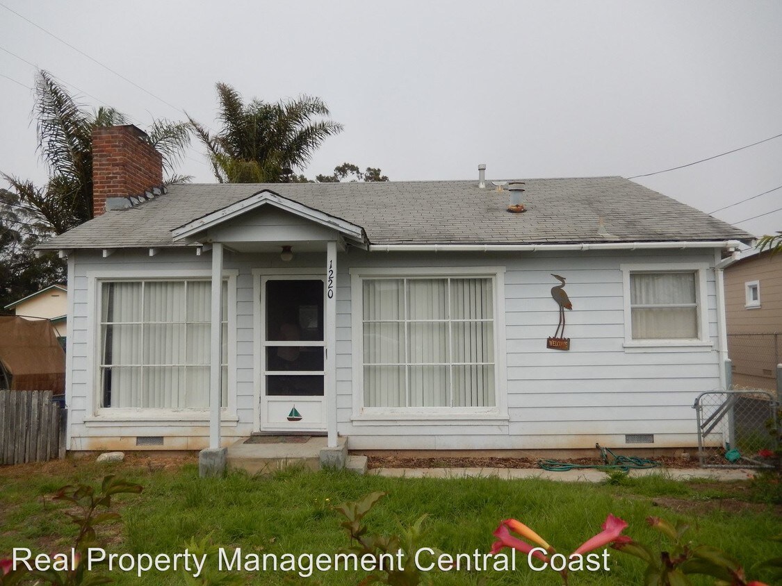 Primary Photo - 1220 Morro Ave