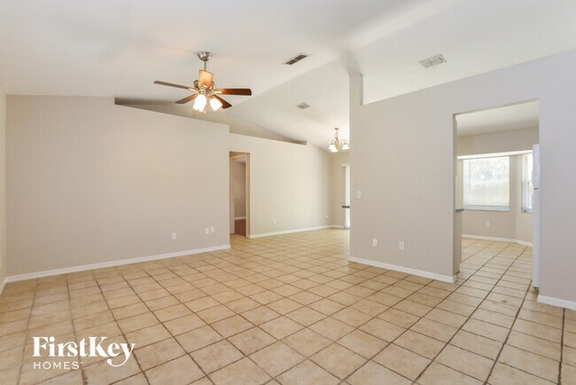 Foto del edificio - 1391 W Blue Springs Ave