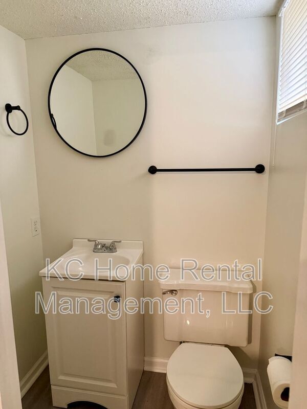 Foto del edificio - 8412 E 97 Terrace