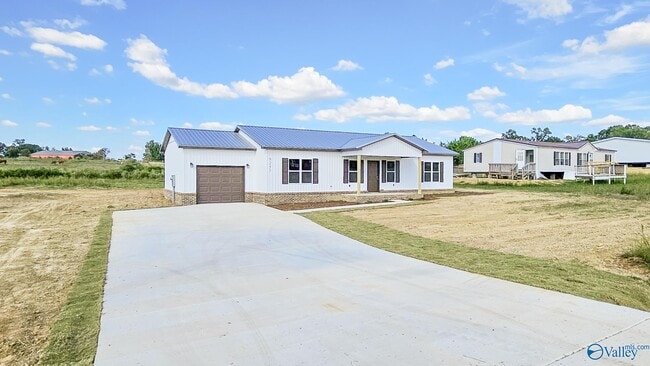 Building Photo - 9257 Stanford Rd