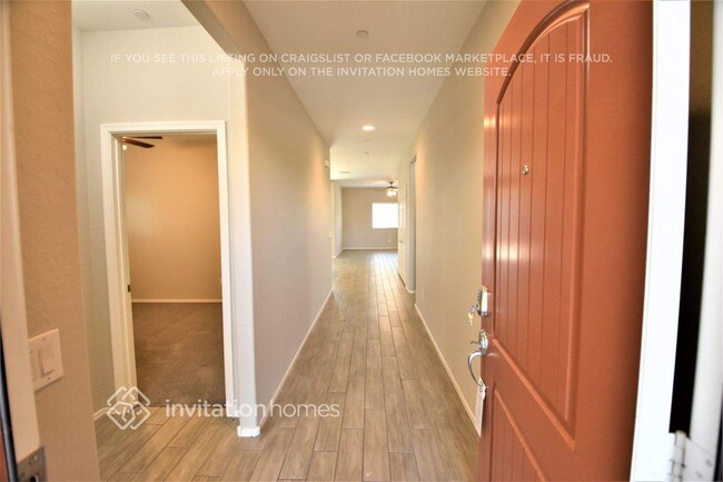 Foto del edificio - 21252 W Cypress St