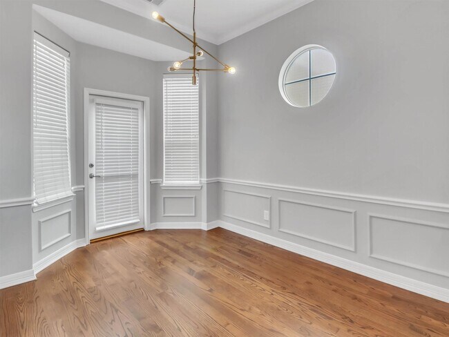 Foto del edificio - 5320 Blossom St
