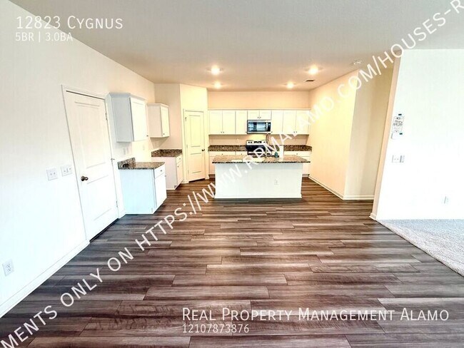 Building Photo - 12823 Cygnus-