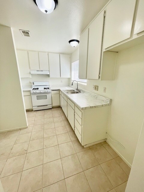 Foto del edificio - 27690 Connie Way