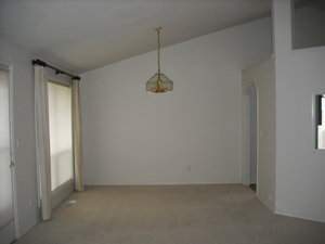 Building Photo - Ranch Style 3 Bedroom/2 Bath Home With Uni...