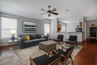 Building Photo - 4321 Twinleaf Dr
