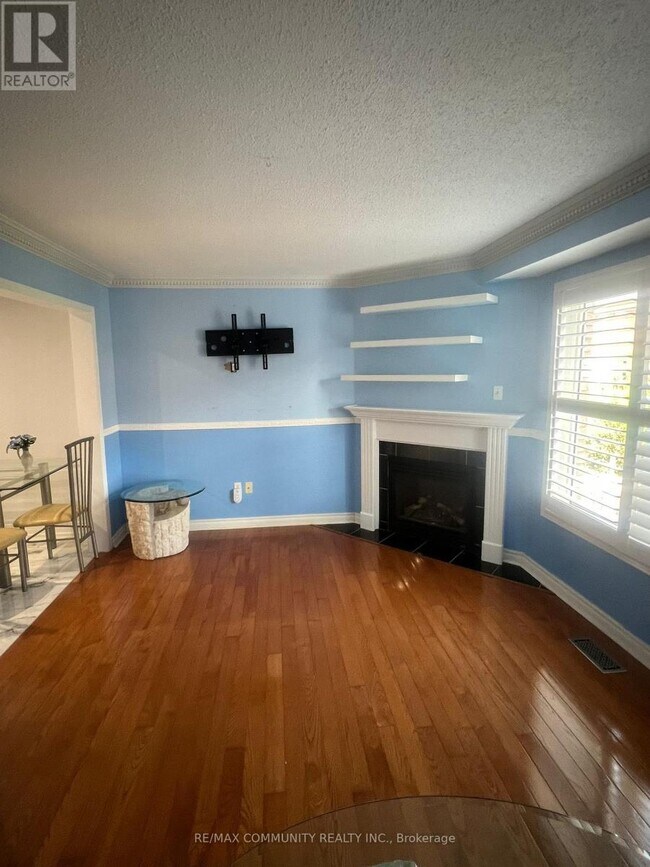 Building Photo - 29 Sassafras Cir