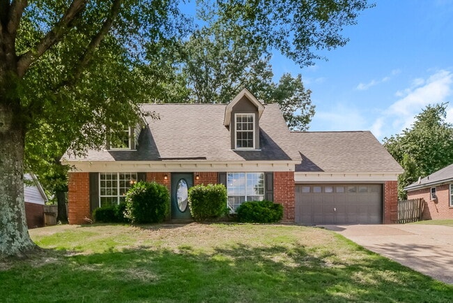 Building Photo - 40 Center Oak Dr
