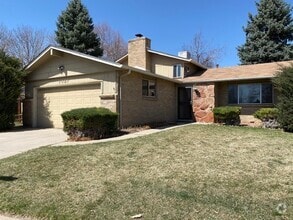 Building Photo - 7427 S Fairfax Ct