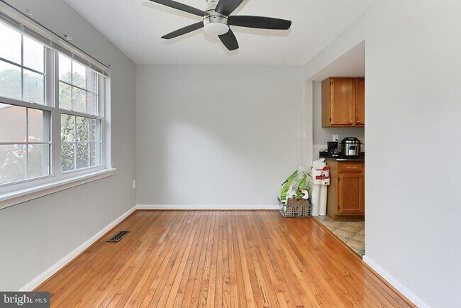 Building Photo - 7844 Snead Ln