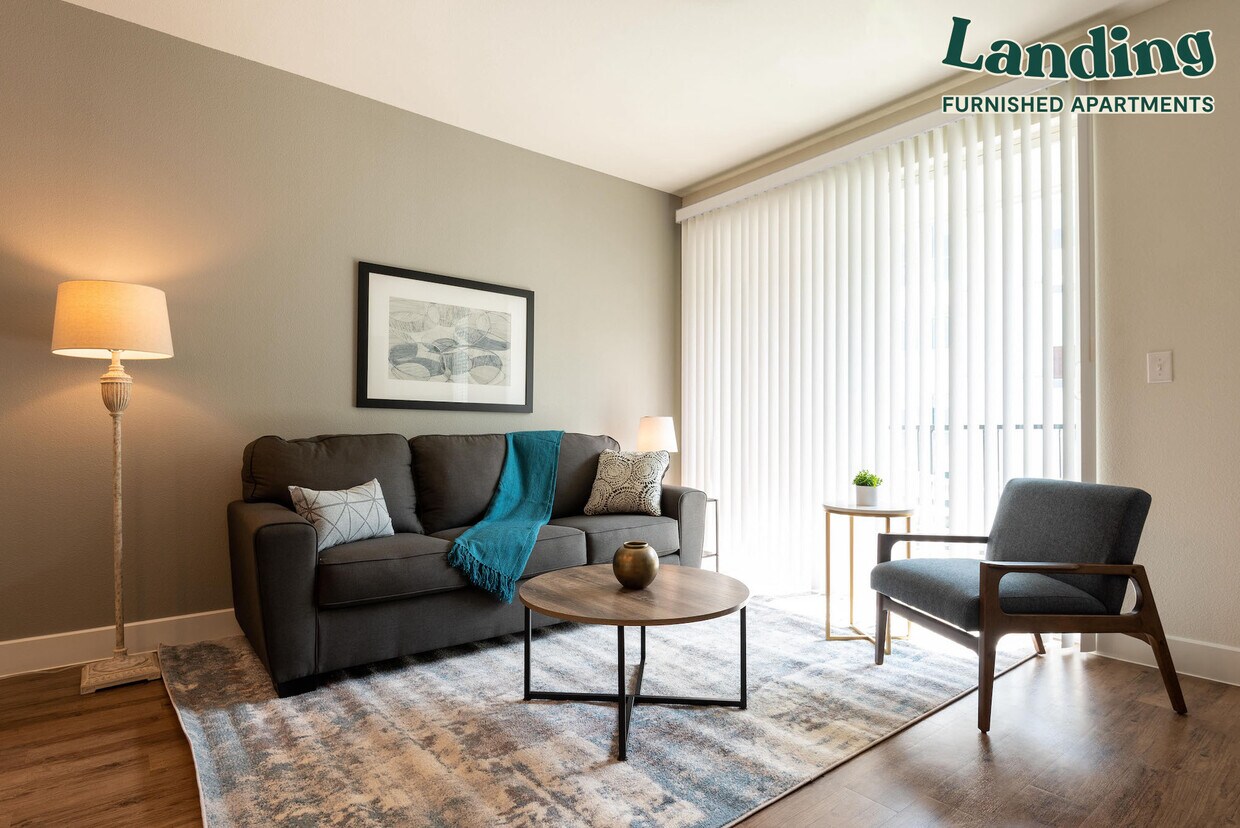 Foto principal - 4711 E Riverside Dr