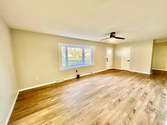 Building Photo - 503 Roberts Ln