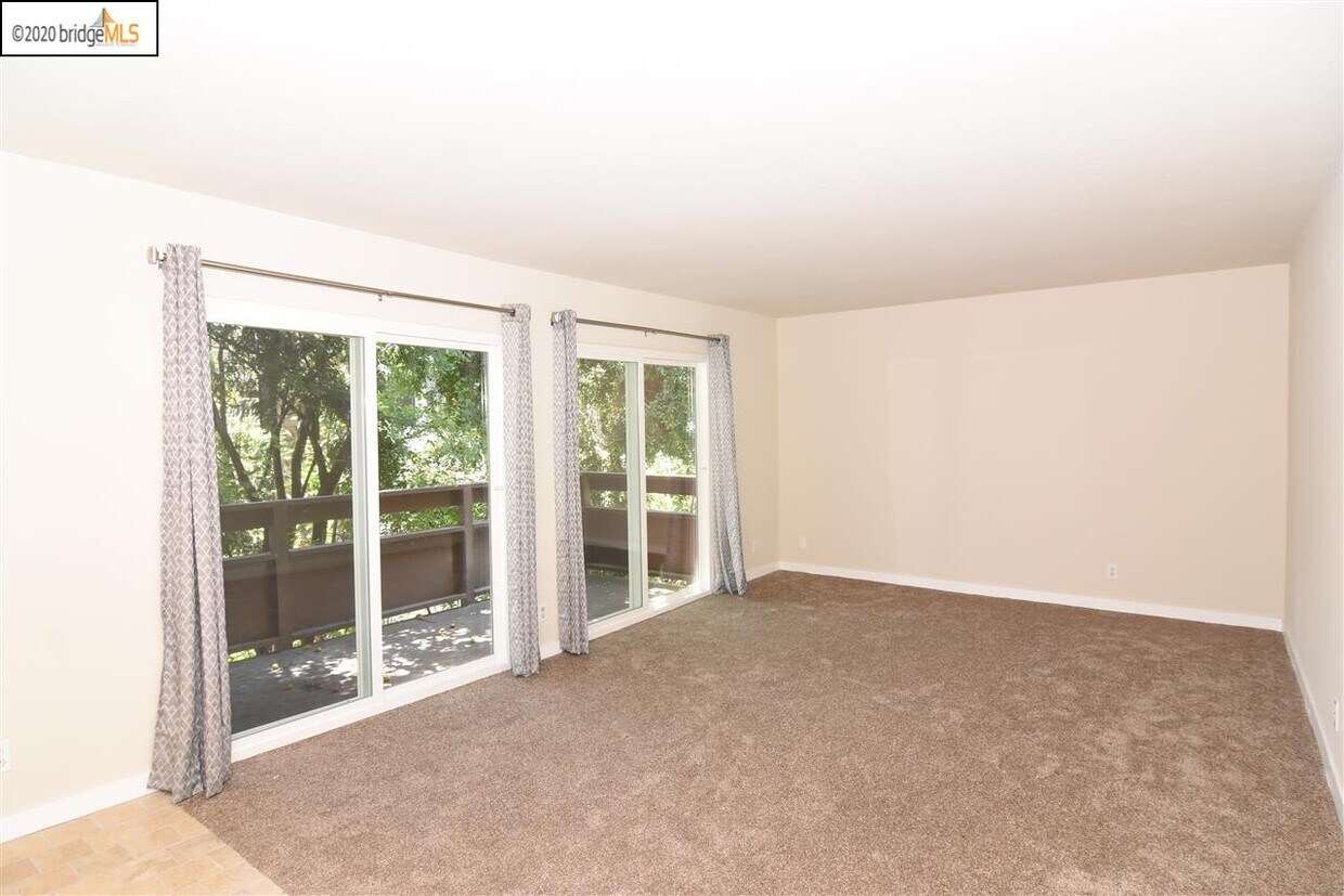 Primary Photo - 1126 Marin Ave