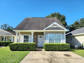 Building Photo - 7838 Audubon Dr
