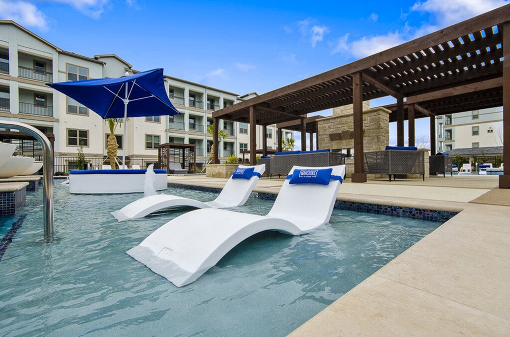 The Mansions at Bayside Apartments Rowlett, TX