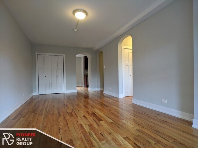 Foto del edificio - 2450 N Clark St