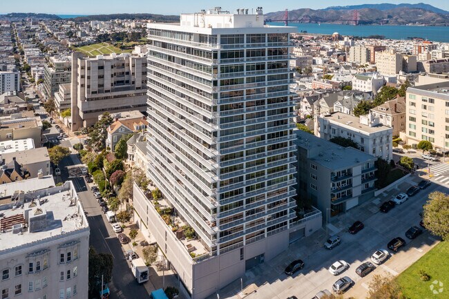 Proximidad al puente Golden Gate - Pacific Heights Towers