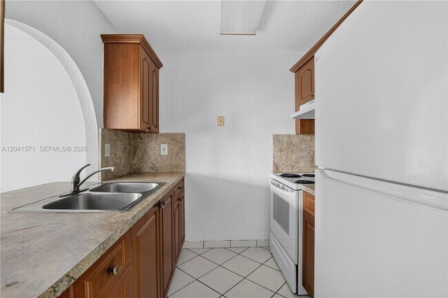 Foto del edificio - 5505 NW 7th St