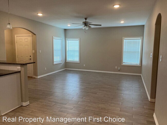 Foto del edificio - 3 br, 2 bath House - 9816 Haven Blvd Lot 2...