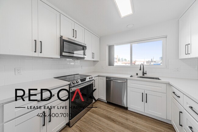 Foto del edificio - 18545 Clark St