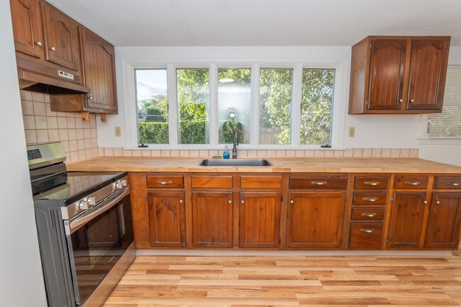 Foto del edificio - 137A Kingstown Rd