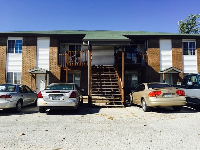 Building Photo - 208-212 E Highway 215