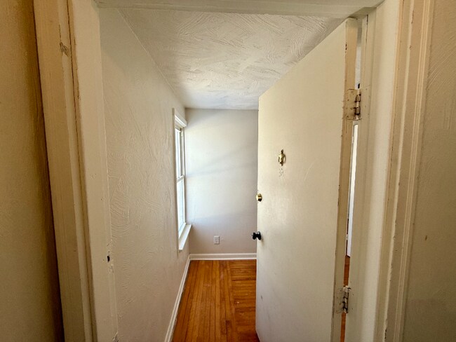 Foto del edificio - 1613 Dewey St
