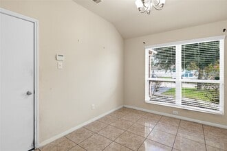Building Photo - 12530 Greencanyon Dr