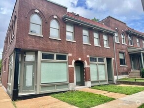 Building Photo - 3861 McRee Ave