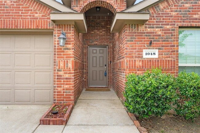 Building Photo - 1048 Mercury Dr