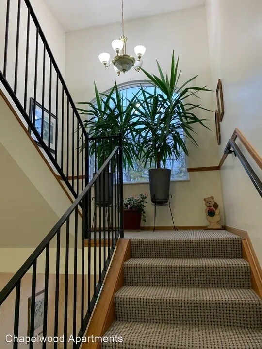 Foto del edificio - 1005 Valley View Ln