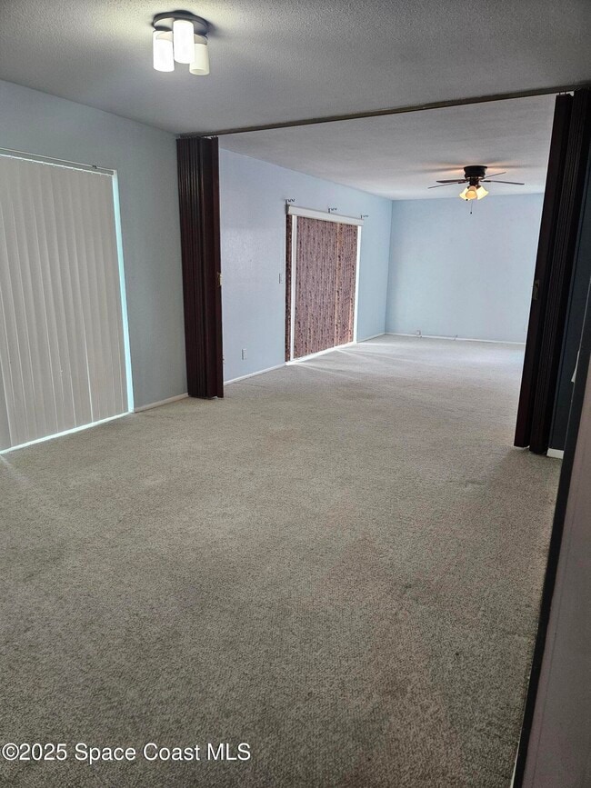 Building Photo - 955 Beechfern Ln