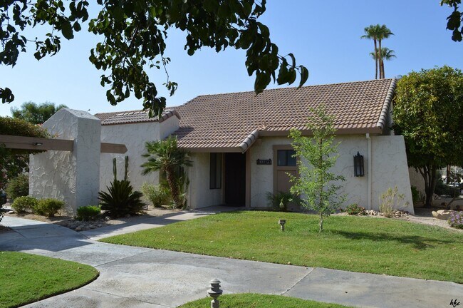 Building Photo - Canyon Sands Villa Furnished Seasonal Rental[See schedule}