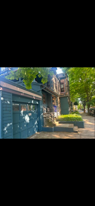 Foto del edificio - 435 Oley St