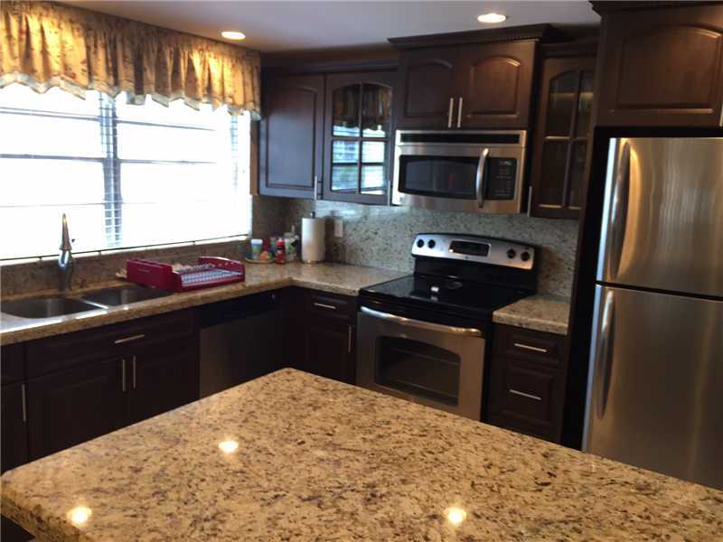 Foto principal - 1825 S Ocean Dr