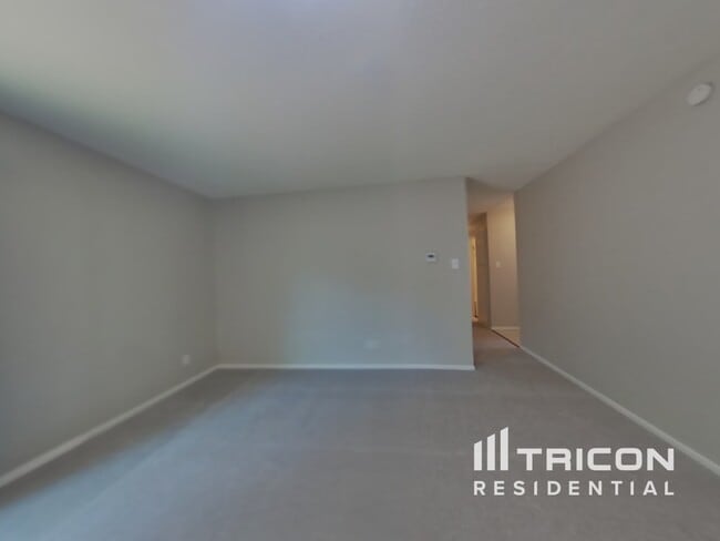 Building Photo - 2830 Judith Ln