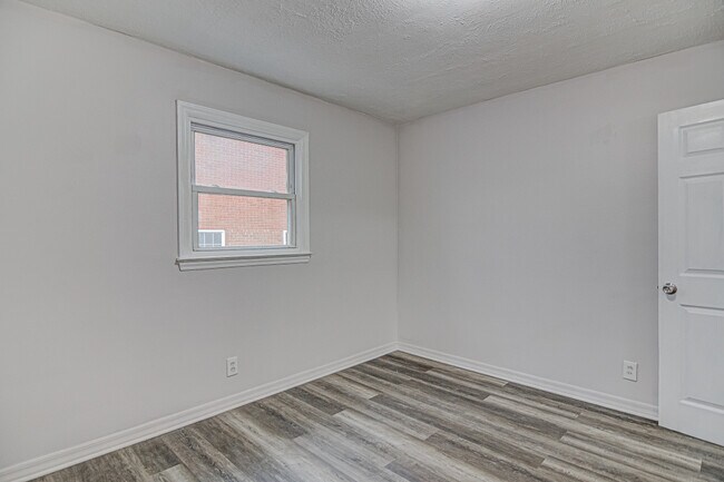 Foto del edificio - 1411 Argonne Blvd