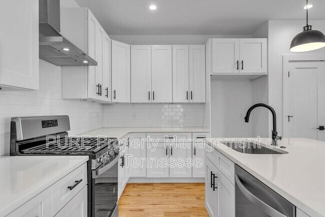 Foto del edificio - 608 Vernon Ave