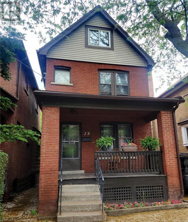Primary Photo - 28 Fairholt Rd N