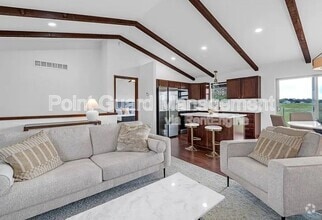 Building Photo - 728 Bristol Cir