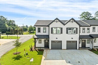 Building Photo - 900 Winslow Ct