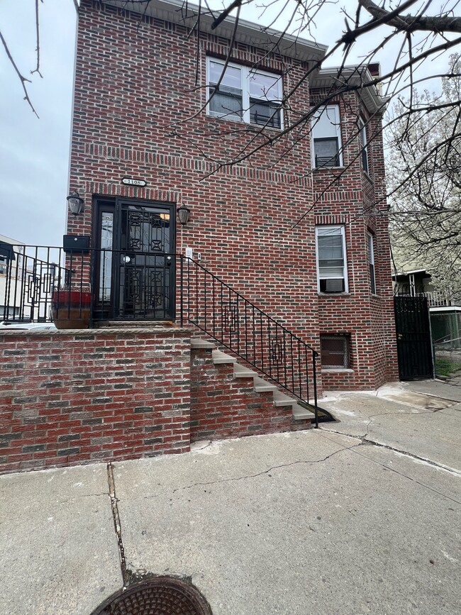 Building Photo - 1108 Paterson Plank Rd